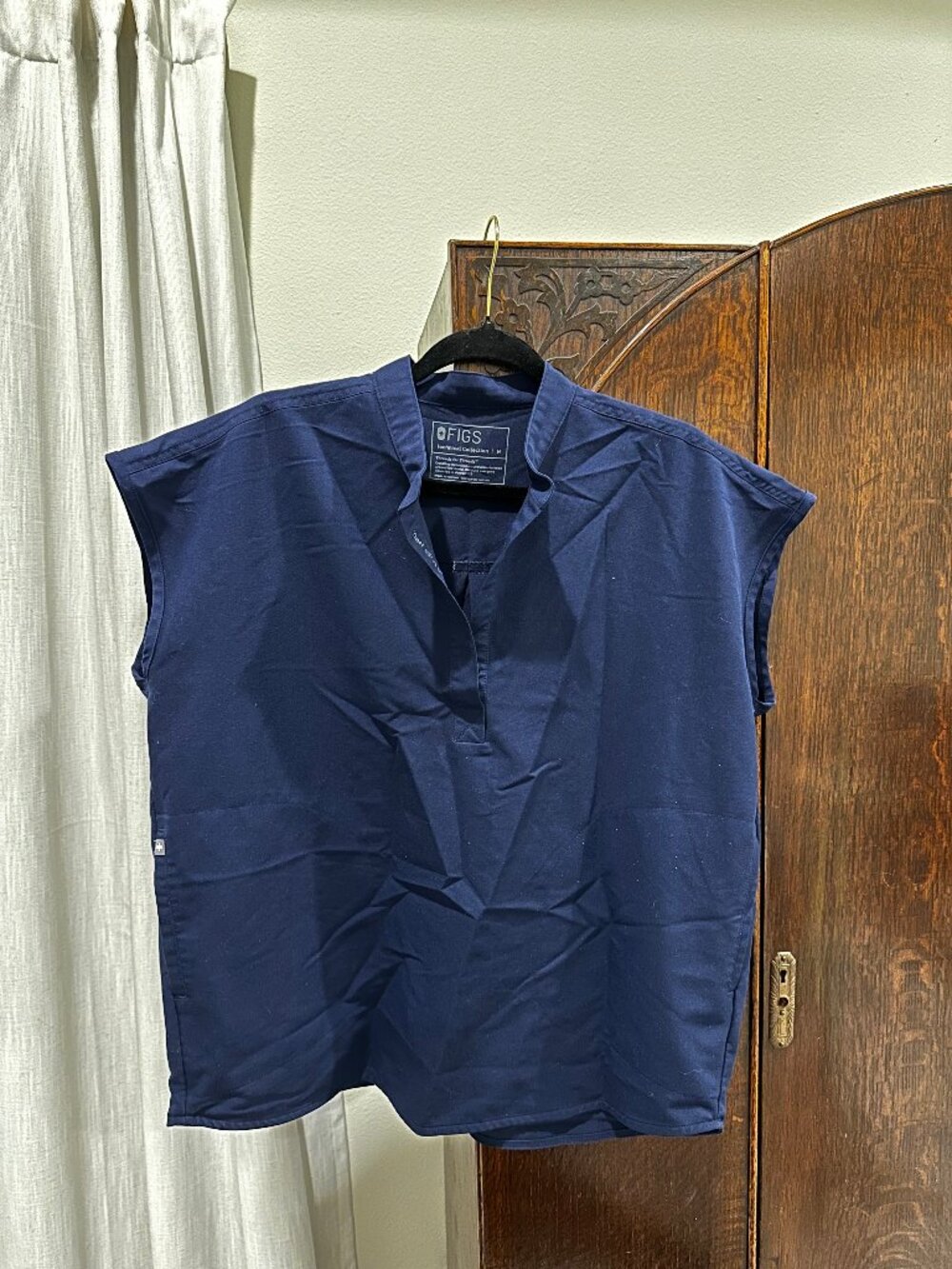FIGS Navy Scrub Sets (Multiple!)